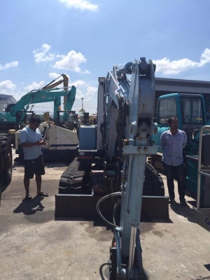 รถขุด KUBOTA แทรกยาง รถสวยมาก จากญี่ปุ่น