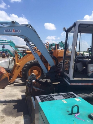 รถขุด KUBOTA แทรกยาง รถสวยมาก จากญี่ปุ่น