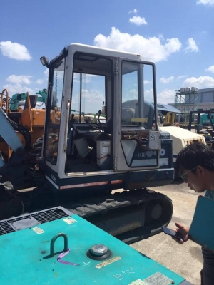 รถขุด KUBOTA แทรกยาง รถสวยมาก จากญี่ปุ่น