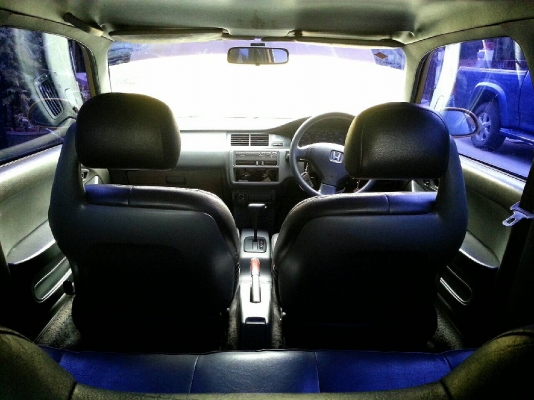 ขายซีวิค3ดอ เครื่อง1.5 เกียร์ออโต้ แอร์เย็น รถพร้อมใช้