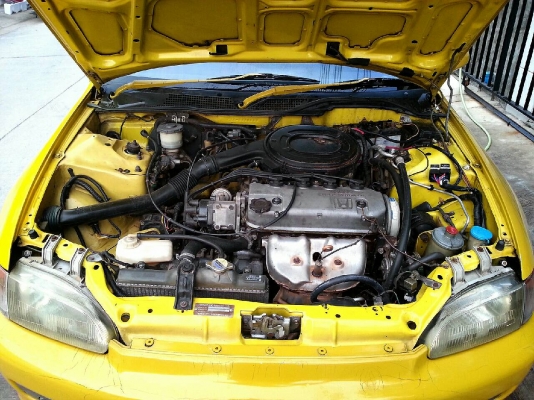 ขายซีวิค3ดอ เครื่อง1.5 เกียร์ออโต้ แอร์เย็น รถพร้อมใช้