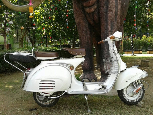 ขาย vespa 64 รถแปลงมาจากสปริ้นตัวp เครื่องดี ทะเบียนพร้อมโอน มีรูปครับ