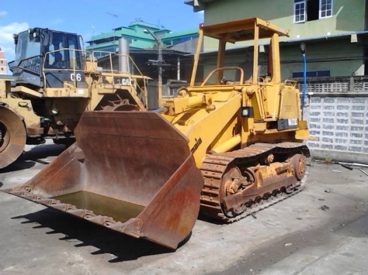 ขาย รถแทรกเตอร์ตีนตะขาบ CAT 953 ขาย รถแทรกเตอร์ตีนตะขาบ CAT 953