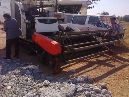 รถเกี่ยวคูโบต้า DC95