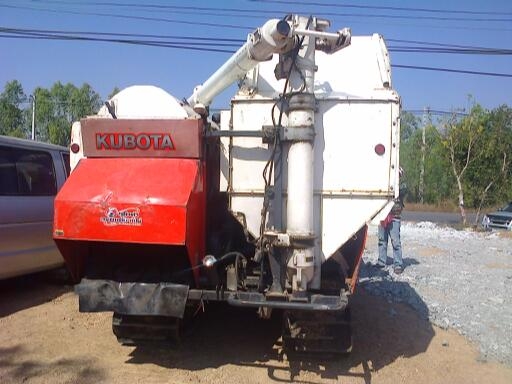 รถเกี่ยวคูโบต้า DC95