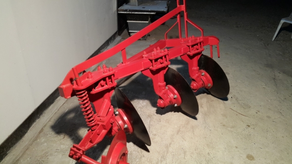 ผานไถ ยันม่า