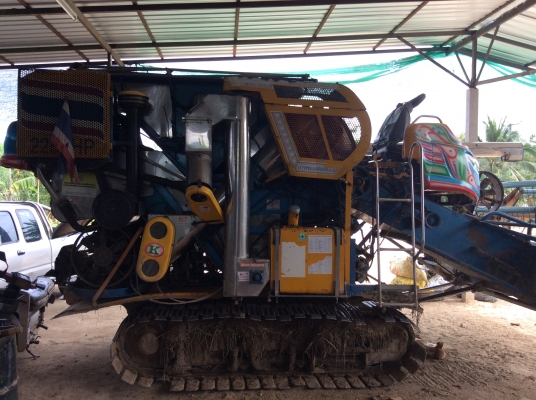 ขายรถเกี่ยวข้าว