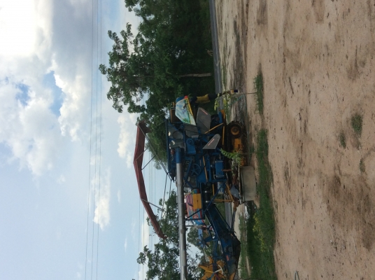 ขายรถเกี่ยวข้าว