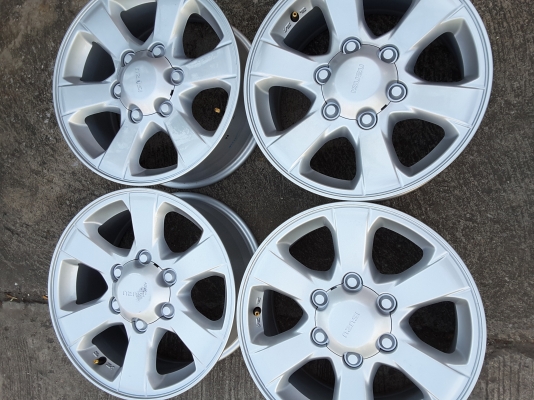 ล้อ isuzu ขอบ 16 ตัวล่าสุด ชุดล่ะ 6500