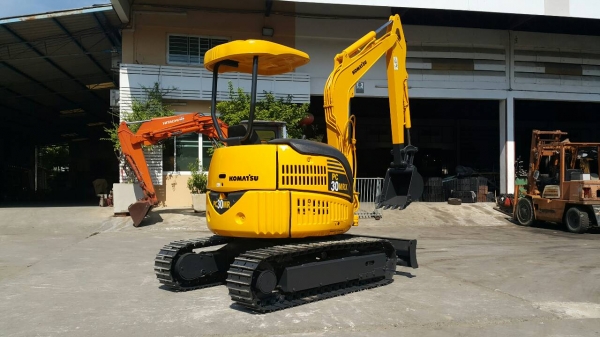 ขาย รถขุด KOMATSU รุ่น PC30MR มือสองญี่ปุ่น แทร็กเหล็ก สลักแน่น ทั้งคัน คอนโทรลสั้น สภาพสวย พร้อมใช้งานได้เลย มือถือ /LINE ID : 0818753444 ขาย รถขุด KOMATSU รุ่น PC30MR มือสองญี่ปุ่น แทร็กเหล็ก สลักแน่น ทั้งคัน คอนโทรลสั้น สภาพสวย พร้อมใช้งานได้เลย มือถือ /LINE ID : 0818753444