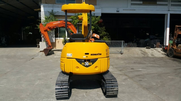 ขาย รถขุด KOMATSU รุ่น PC30MR มือสองญี่ปุ่น แทร็กเหล็ก สลักแน่น ทั้งคัน คอนโทรลสั้น สภาพสวย พร้อมใช้งานได้เลย มือถือ /LINE ID : 0818753444 ขาย รถขุด KOMATSU รุ่น PC30MR มือสองญี่ปุ่น แทร็กเหล็ก สลักแน่น ทั้งคัน คอนโทรลสั้น สภาพสวย พร้อมใช้งานได้เลย มือถือ /LINE ID : 0818753444