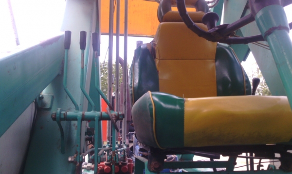 รถคีบอ้อย คีบหลัง เกียร์ทอร์ค ใช้งานมา ปีเดียว มีเล่มทะเบียน