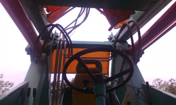 รถคีบอ้อย คีบหลัง เกียร์ทอร์ค ใช้งานมา ปีเดียว มีเล่มทะเบียน