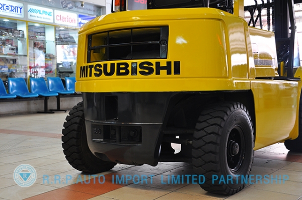 ขายรถโฟล์คลิฟท์มือสอง MITSUBISHI  รุ่น FG20-0044  ราคา 165,000 บาท นำเข้าจากประเทศญี่ปุ่น 100\% ไม่เคยใช้งานในประเทศไทย