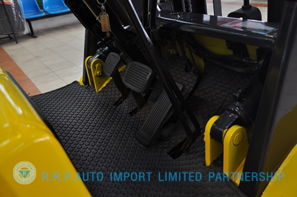 ขายรถโฟล์คลิฟท์มือสอง MITSUBISHI  รุ่น FG20-0044  ราคา 165,000 บาท นำเข้าจากประเทศญี่ปุ่น 100\% ไม่เคยใช้งานในประเทศไทย