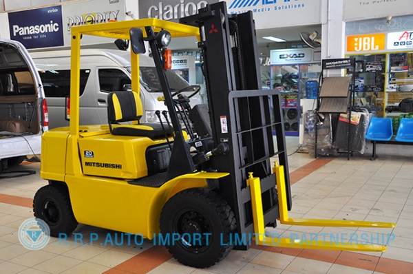 ขายรถโฟล์คลิฟท์มือสอง MITSUBISHI  รุ่น FG20-0044  ราคา 165,000 บาท นำเข้าจากประเทศญี่ปุ่น 100\% ไม่เคยใช้งานในประเทศไทย