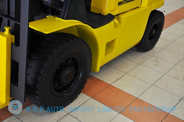 ขายรถโฟล์คลิฟท์มือสอง MITSUBISHI  รุ่น FG20-0044  ราคา 165,000 บาท นำเข้าจากประเทศญี่ปุ่น 100\% ไม่เคยใช้งานในประเทศไทย