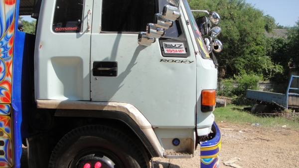 หัว ISUZU ROCKY สภาพสวย ของครบ ขาหน้า ขาหลัง ตู้แอร์ หม้อกรอง ชุดแต่ง ภายในสวย ยกใส่รถได้เลย หัว ISUZU ROCKY สภาพสวย ของครบ ขาหน้า ขาหลัง ตู้แอร์ หม้อกรอง ชุดแต่ง ภายในสวย ยกใส่รถได้เลย