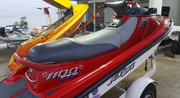 ขายเจ็ทสกี3ที่นั่ง KAWASAKI STX 1100 เก่าญี่ปุ่น