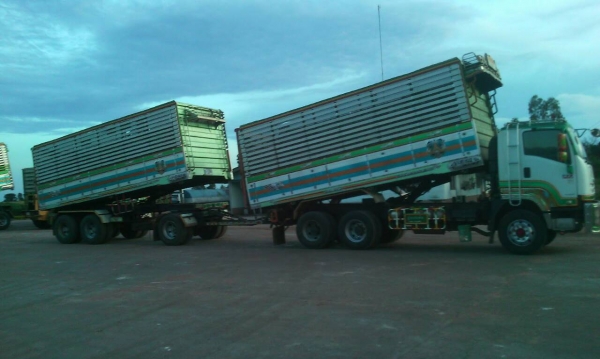 ขายรถพ่วง 22 ล้อ แม่-ลูก กระเนียมคอกเกษตรดั้ม ISUZU 360 ปี.52-53 มี 2 พ่วง สวยๆ ราคา2500000 ต่อรอง สนใจนัดดูรถได้เลยครับ