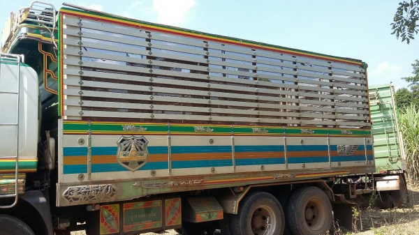 ขายรถพ่วง 22 ล้อ แม่-ลูก กระเนียมคอกเกษตรดั้ม ISUZU 360 ปี.52-53 มี 2 พ่วง สวยๆ ราคา2500000 ต่อรอง สนใจนัดดูรถได้เลยครับ