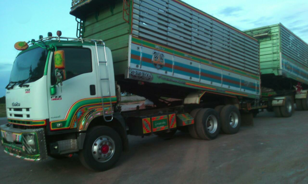 ขายรถพ่วง 22 ล้อ แม่-ลูก กระเนียมคอกเกษตรดั้ม ISUZU 360 ปี.52-53 มี 2 พ่วง สวยๆ ราคา2500000 ต่อรอง สนใจนัดดูรถได้เลยครับ