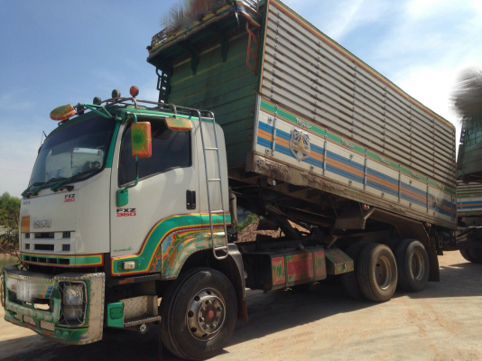 ขายรถพ่วง 22 ล้อ แม่-ลูก กระเนียมคอกเกษตรดั้ม ISUZU 360 ปี.52-53 มี 2 พ่วง สวยๆ ราคา2500000 ต่อรอง สนใจนัดดูรถได้เลยครับ