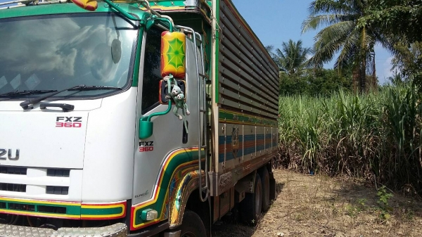 ขายรถพ่วง 22 ล้อ แม่-ลูก กระเนียมคอกเกษตรดั้ม ISUZU 360 ปี.52-53 มี 2 พ่วง สวยๆ ราคา2500000 ต่อรอง สนใจนัดดูรถได้เลยครับ