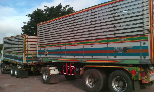 ขายรถพ่วง 22 ล้อ แม่-ลูก กระเนียมคอกเกษตรดั้ม ISUZU 360 ปี.52-53 มี 2 พ่วง สวยๆ ราคา2500000 ต่อรอง สนใจนัดดูรถได้เลยครับ