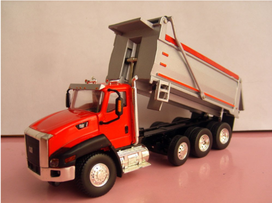 CAT CT660 Dump Truck Scale 1:50 CAT CT660 Dump Truck Scale 1:50