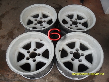ขายล้อแม็กออฟลึก ล้นเว่อร์ 5 รู 6 รู ใส่รถคลาสสิคและรถโฟร์วีล มีหลายแบบหลายลายครับ