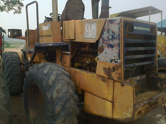 รถตักล้อยางWA100-1 รถสภาพดี  พร้อมใช้เลี้ยวเอว S/N 10483