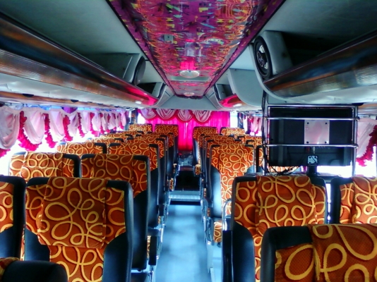 ต้องการขายรถบัส8ล้อ2ชั้น ต้องการขายรถบัส8ล้อ2ชั้น