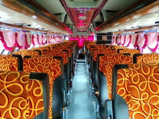 ต้องการขายรถบัส8ล้อ2ชั้น ต้องการขายรถบัส8ล้อ2ชั้น