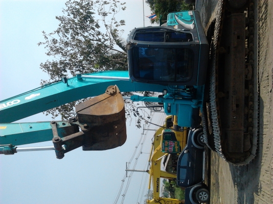 ขายถูก  รถแม็กโค   Kobelco   yn - 11    200 - 8