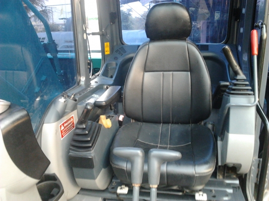 ขายถูก  รถแม็กโค   Kobelco   yn - 11    200 - 8