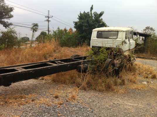 ขายซากรถHINO   2คานหน้า                   150000  บาท