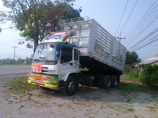 ขายด่วน..รถสิบล้อ ISUZU FXZ 270 EURO สภาพใหม่ สวย ทั้งคัน มีระบบลากพ่วง ดั้มสามมิตร เครื่องแรง ประหยัดน้ำมันสุดคุ้ม.