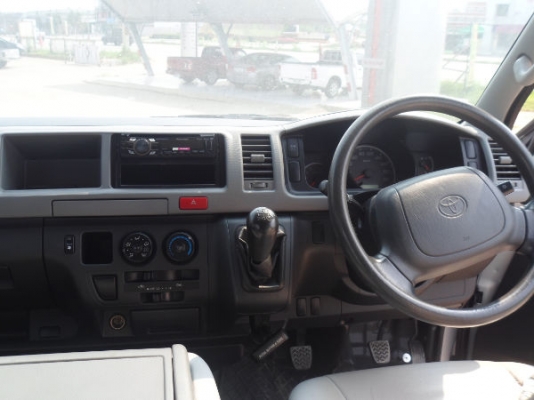 รถตู้TOYOTA COMMUTER 2500D4D ปี2009 NGV2ถัง เบาะหนัง4แถว VIPไฟแนนซ์จัดเต็ม ฟรีดาวน์