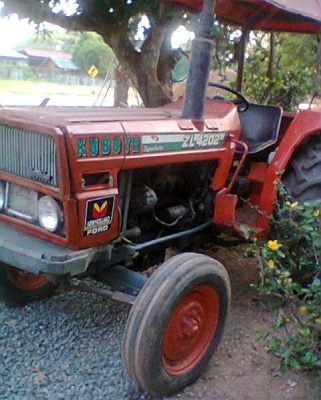 ขายรถไถ KUBOTA 42 แรงม้า อุปกรณ์มีผาน6  ใช้ในไร่สวนตัว