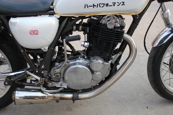 บรีส ลำลูกกา // ขาย SR400 อินวอยล์ แต่งเต็ม เครื่องใช้ดี