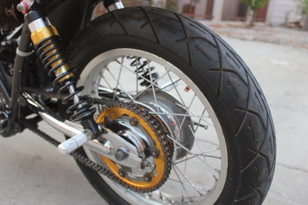 บรีส ลำลูกกา // ขาย SR400 อินวอยล์ แต่งเต็ม เครื่องใช้ดี