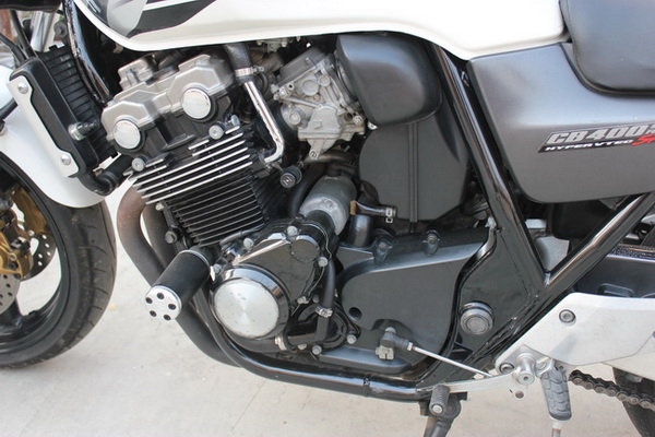 บรีส ลำลูกกา // ขาย CB400 VTEC 2 ปี2003 กุญแจชิบ ทะเบียนแท้ สมอ โอนทั่วไทย