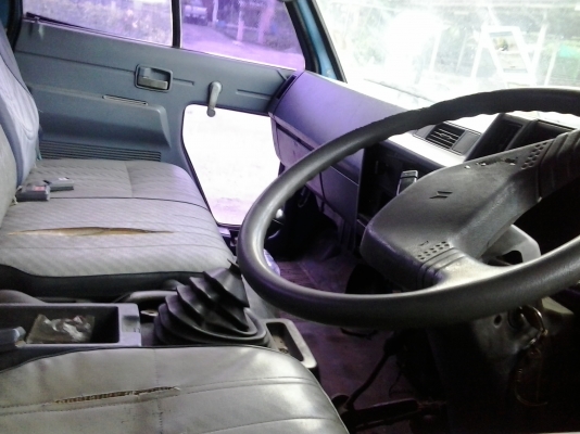 ขายหกล้อรถน้ำมัน 100 แรงม้า รถสวย  สภาพดี