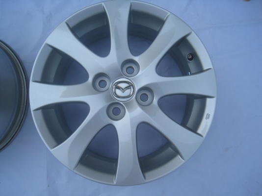 ขายล้อแม็ก Mazda 2 15"x6" 4รู100 et 45 (081-3747940)
