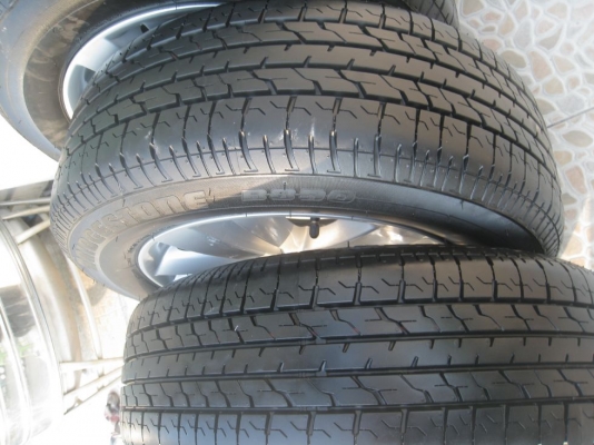 ขายล้อแม็ก nissan teana 16"x6.5" 5 รู 114 et40 +ยางปี 4112 (081-3747940)