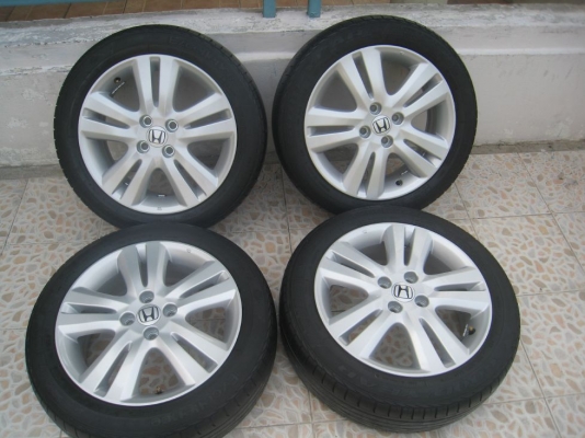 ขายล้อแม็กเดิม Honda Jazz 16"x6" 4รู 100+ยางปี 10 (081-3747940)