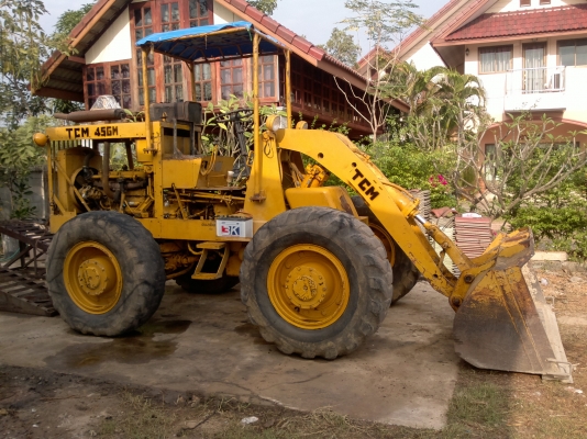 ขายรถตัก TCM45GM  ตัก 1คิวแถมใบมีดดันดิน