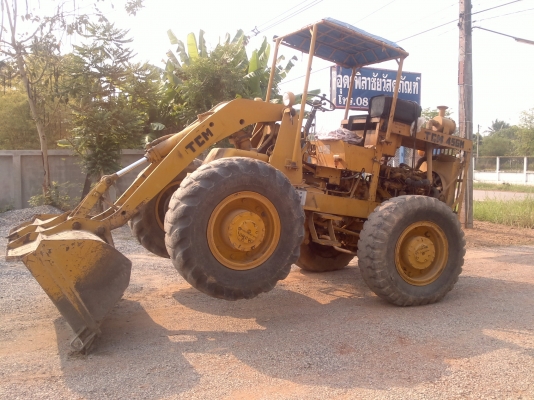 ขายรถตัก TCM45GM  ตัก 1คิวแถมใบมีดดันดิน