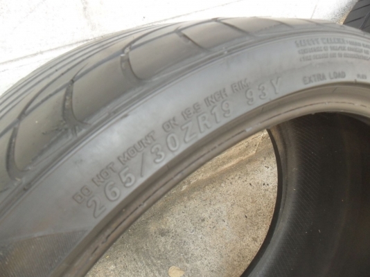 ยาง 265/30ZR19 ปี09 1 คู่